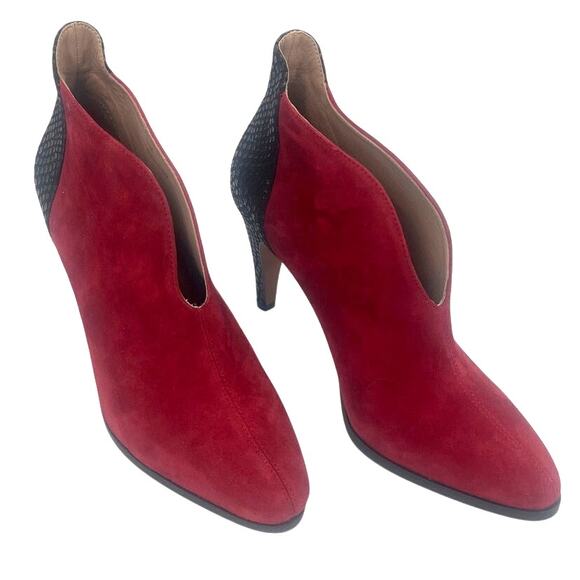 Linea Paolo Suede Booties 7.5M Red Snake Heel Y2K Party Pointed Toe Chic Ankle - Picture 1 of 9